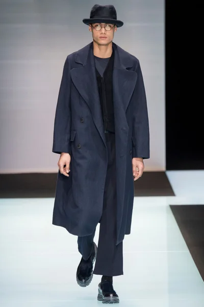 Look 4